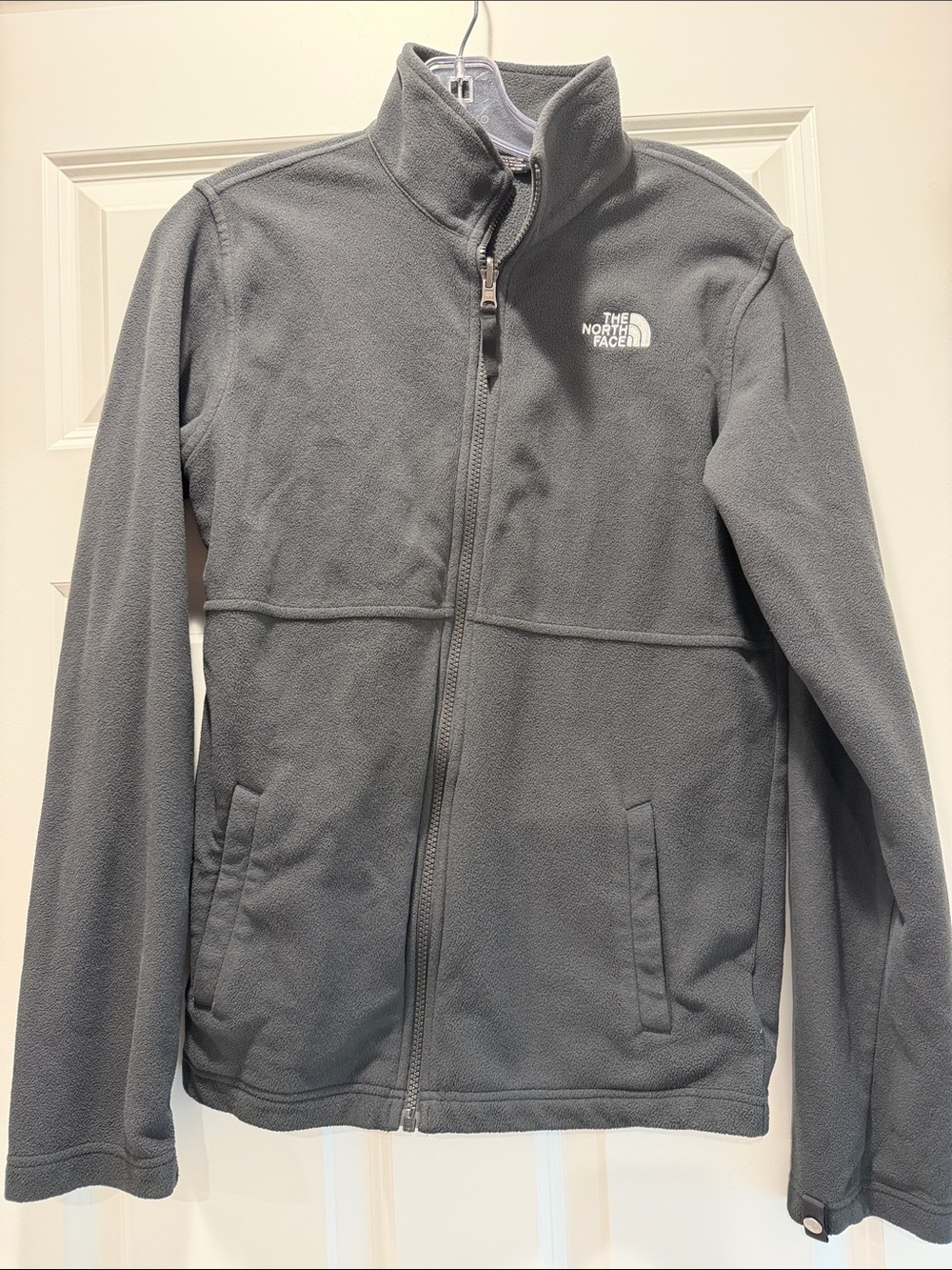 The North Face Boys XL (18/20) Gray Lightweight Fleece Jacket